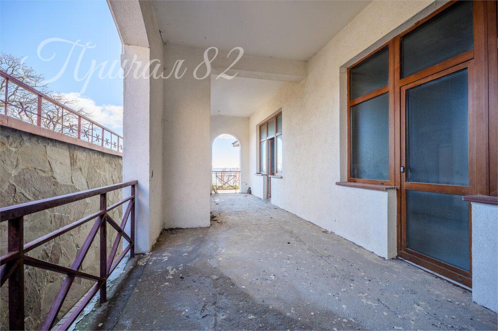 Ялта, пгт Алупка, ул.Ленина 29Б