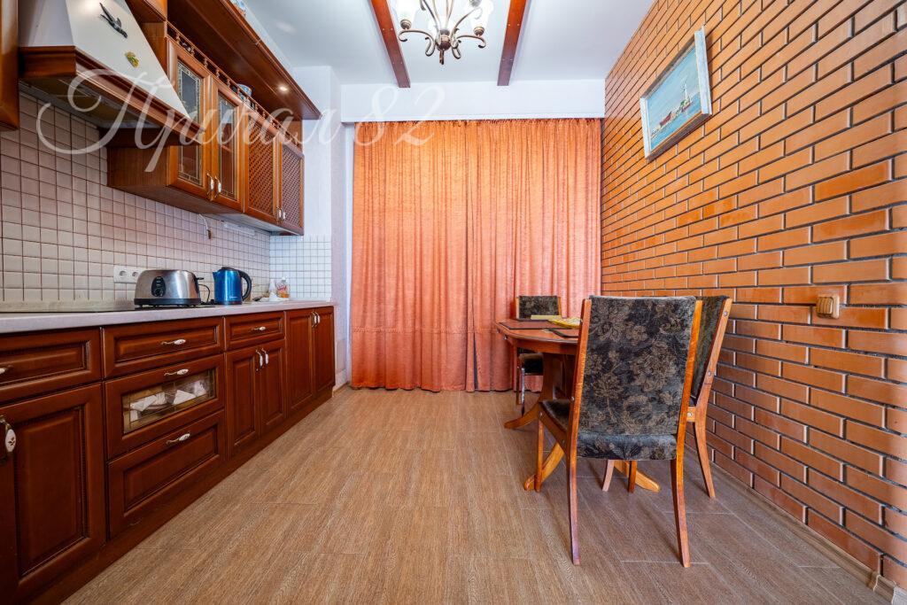 г. Алупка, ул. Ленина 29