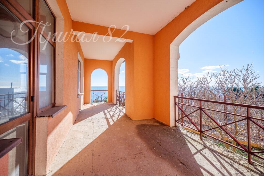 Ялта, пгт Алупка, ул.Ленина 29Б