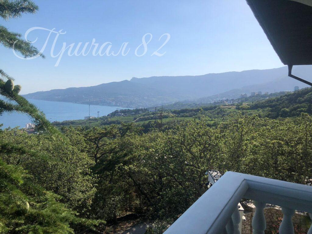 Ялта, поселок городского типа Отрадный, улица Аврора