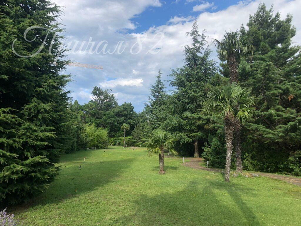 Ялта, поселок городского типа Отрадный, улица Аврора