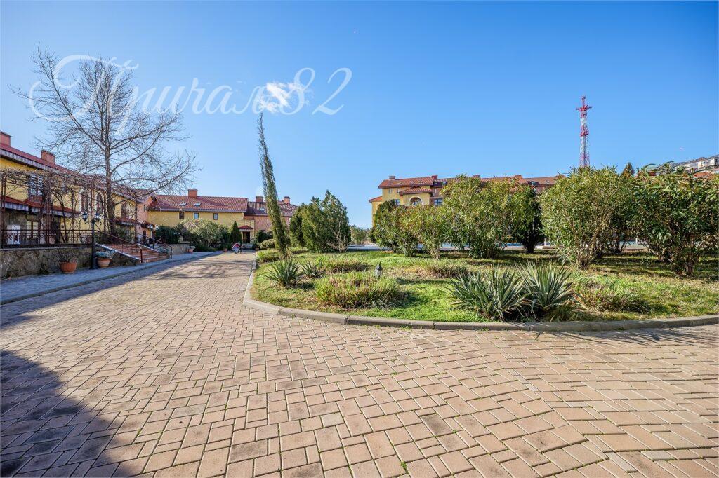 Ялта, пгт Алупка, ул.Ленина 29Б