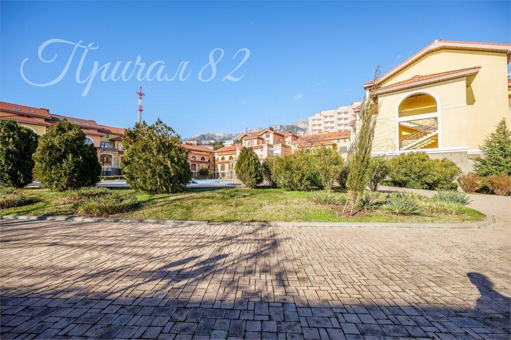 Ялта, пгт Алупка, ул.Ленина 29Б