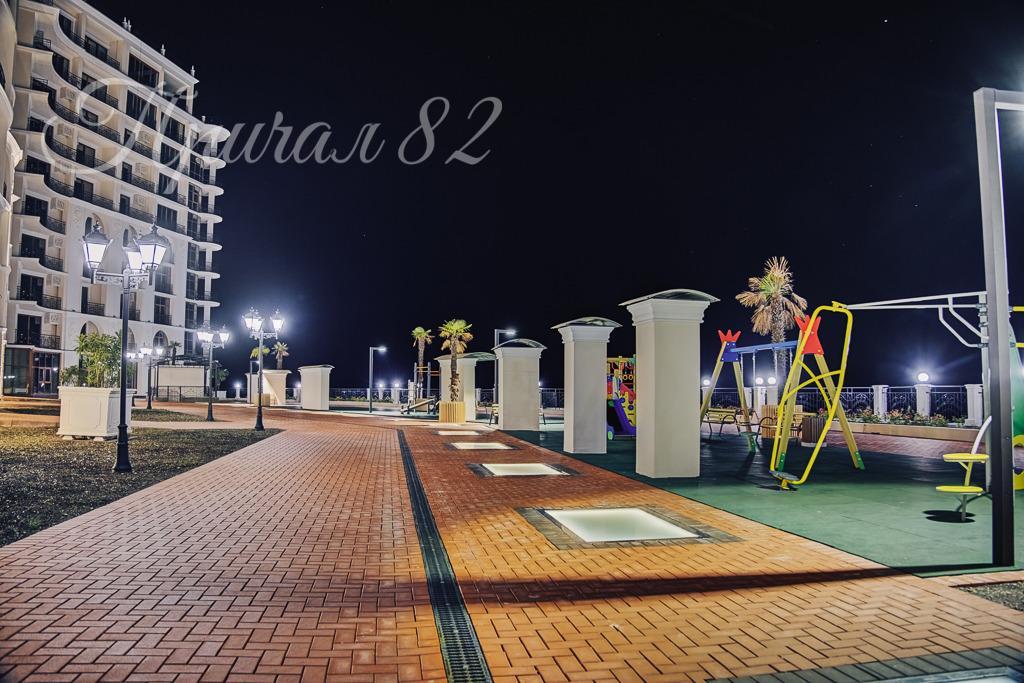Ялта, пгт Никита, Шоссе Дражинского 24
