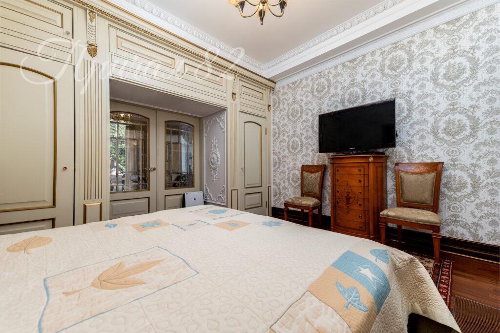 Крым респ., Ялта городской округ, Горное поселок, 31А