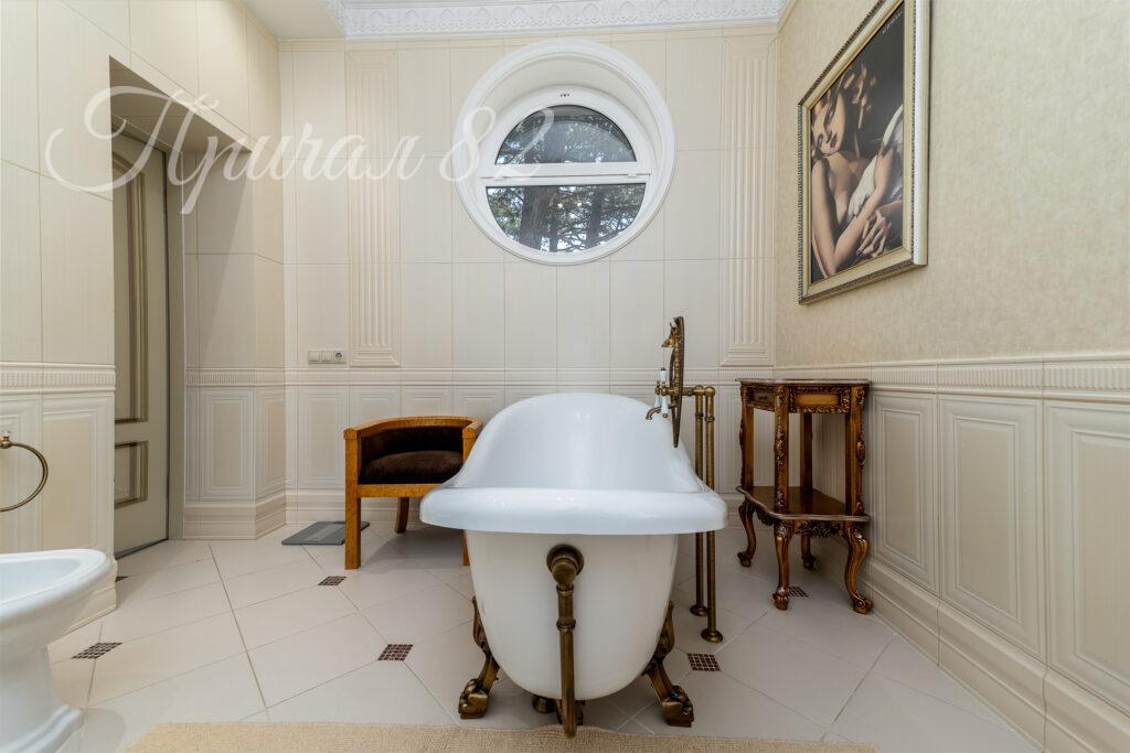 Крым респ., Ялта городской округ, Горное поселок, 31А