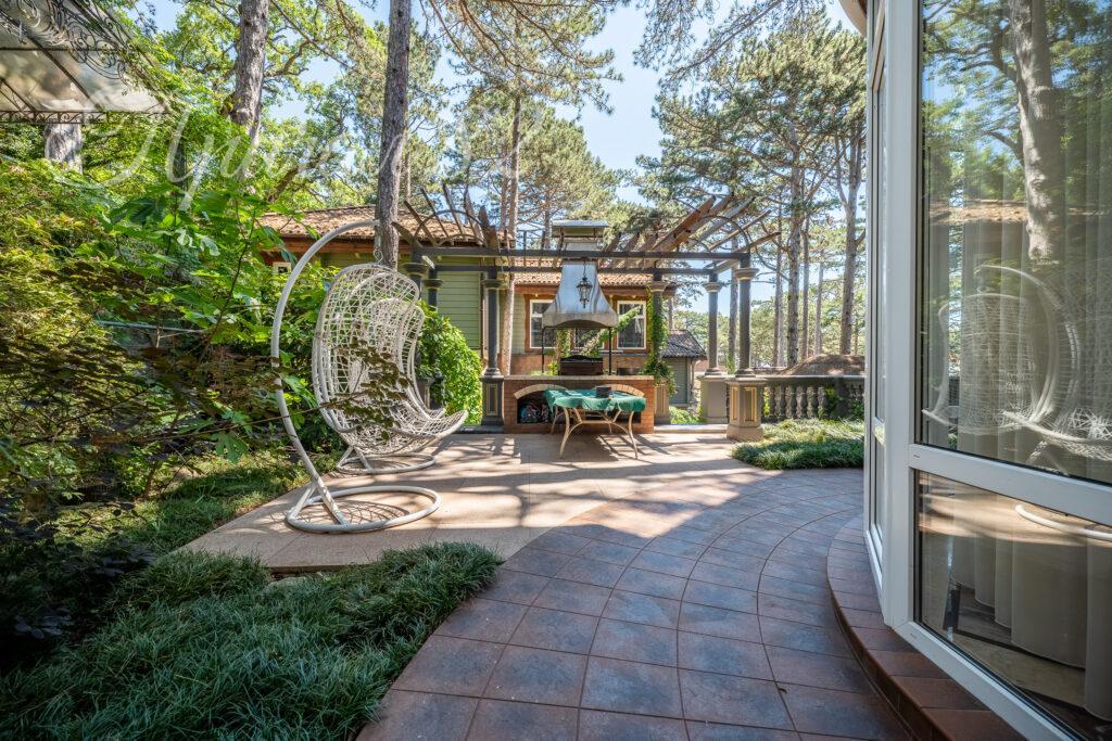 Крым респ., Ялта городской округ, Горное поселок, 31А