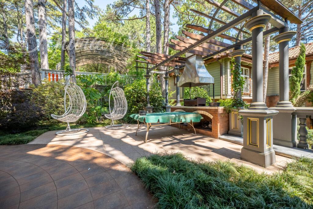 Крым респ., Ялта городской округ, Горное поселок, 31А