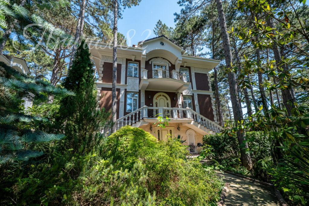 Крым респ., Ялта городской округ, Горное поселок, 31А