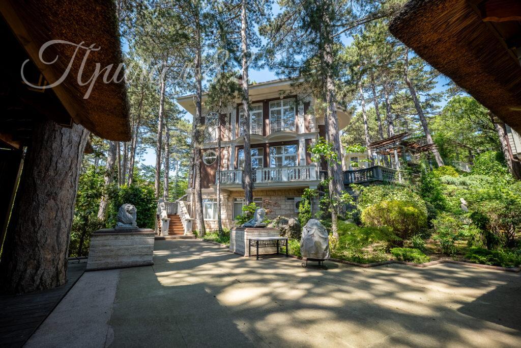 Крым респ., Ялта городской округ, Горное поселок, 31А