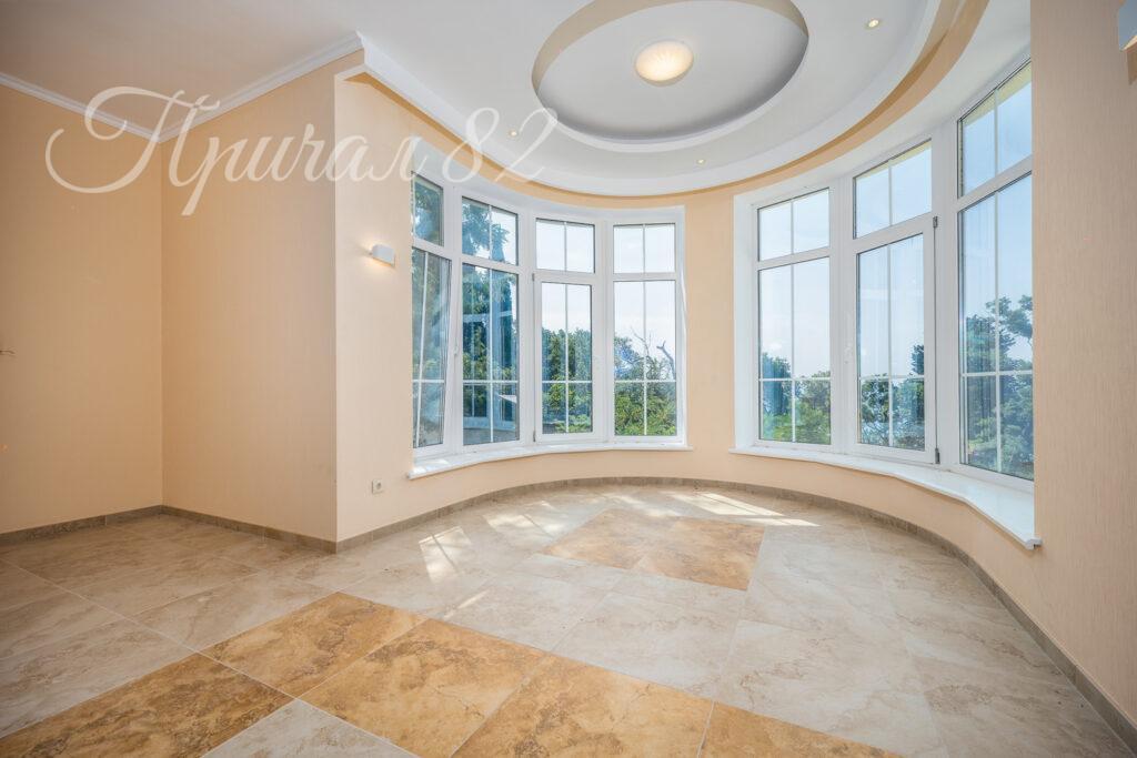 г. Ялта, г. Алупка, ул. Ленина