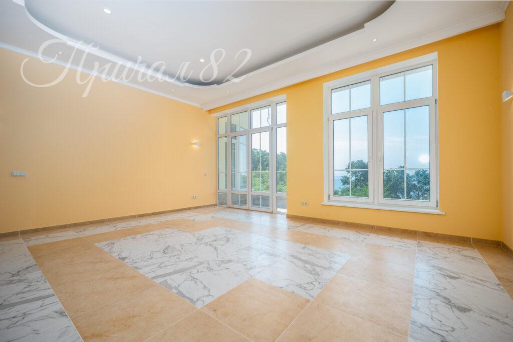 г. Ялта, г. Алупка, ул. Ленина