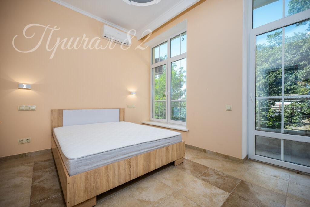 г. Ялта, г. Алупка, ул. Ленина