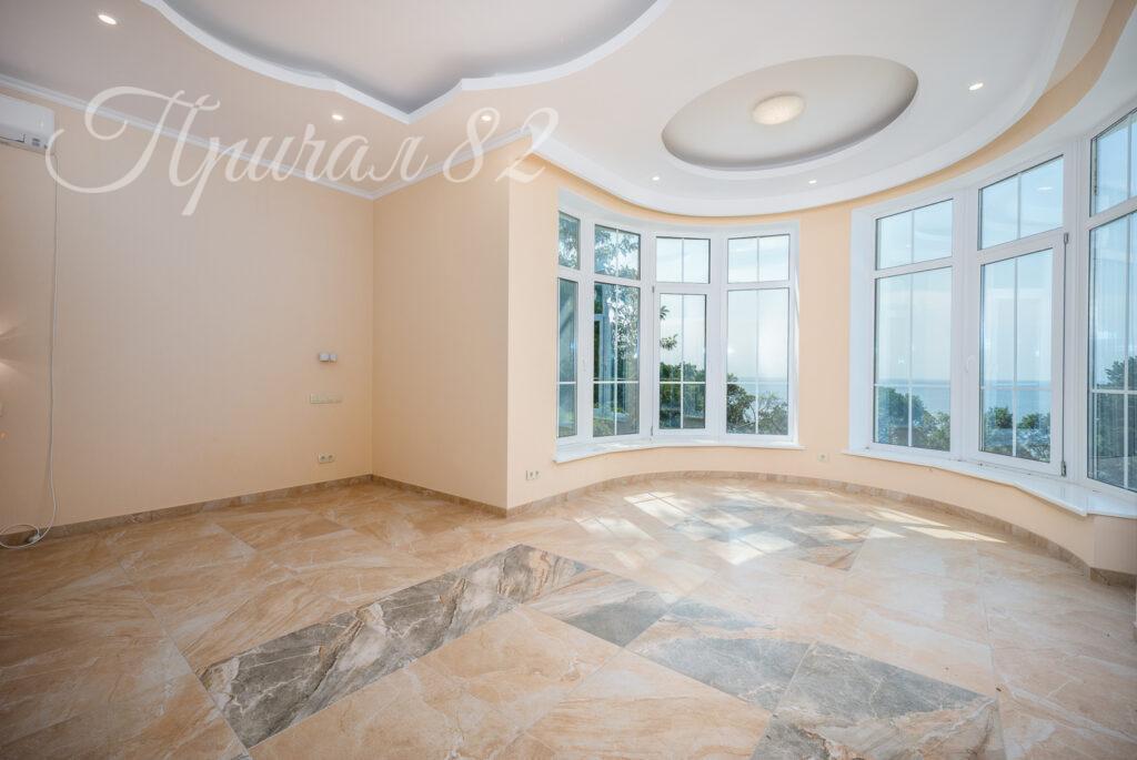 г. Ялта, г. Алупка, ул. Ленина