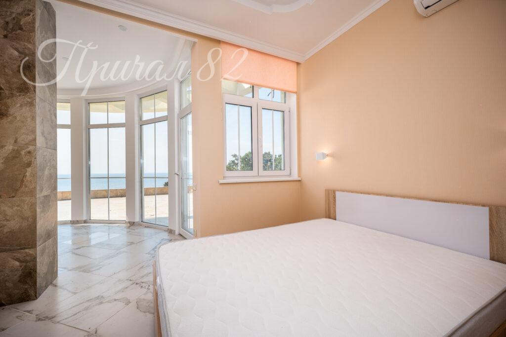 г. Ялта, г. Алупка, ул. Ленина