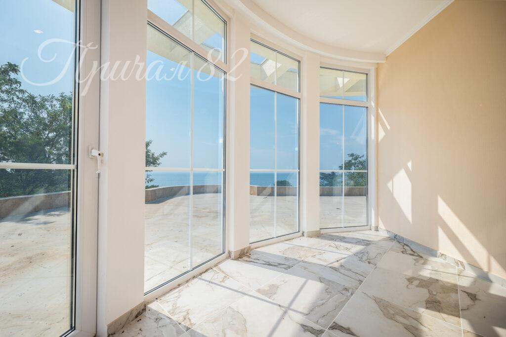 г. Ялта, г. Алупка, ул. Ленина