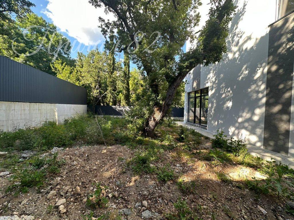 Ялта, пгт. Восход, ул. Авроры