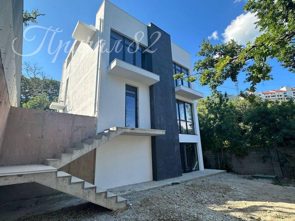 Ялта, пгт. Восход, ул. Авроры