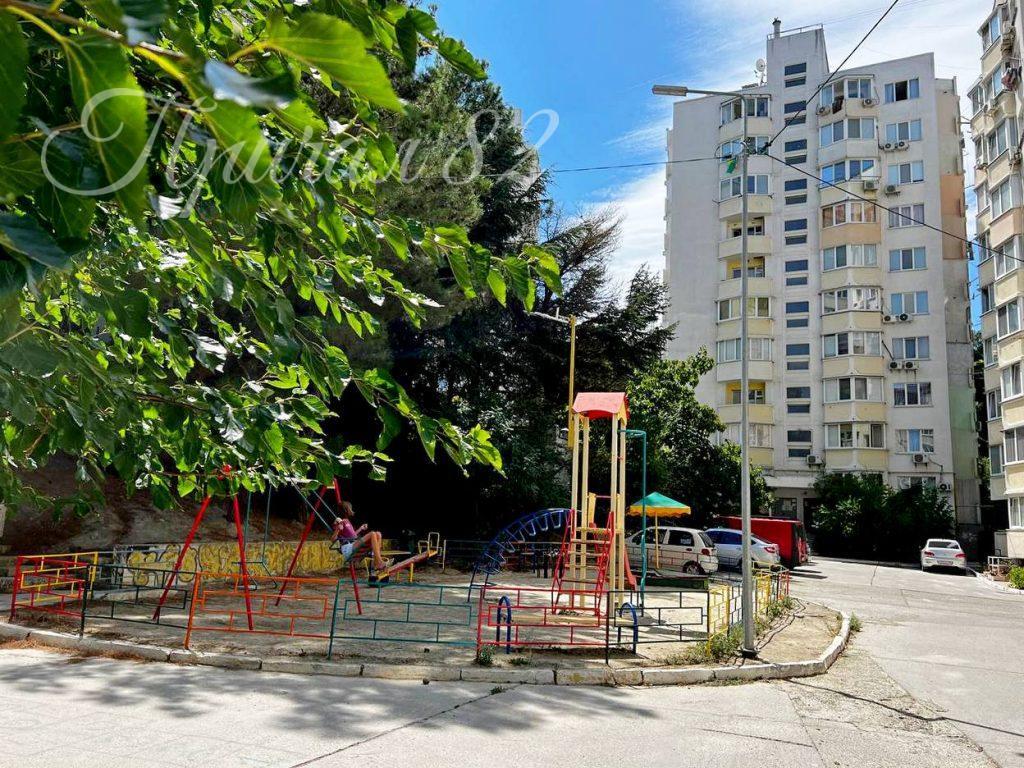 Ялта, ул. Блюхера д. 44