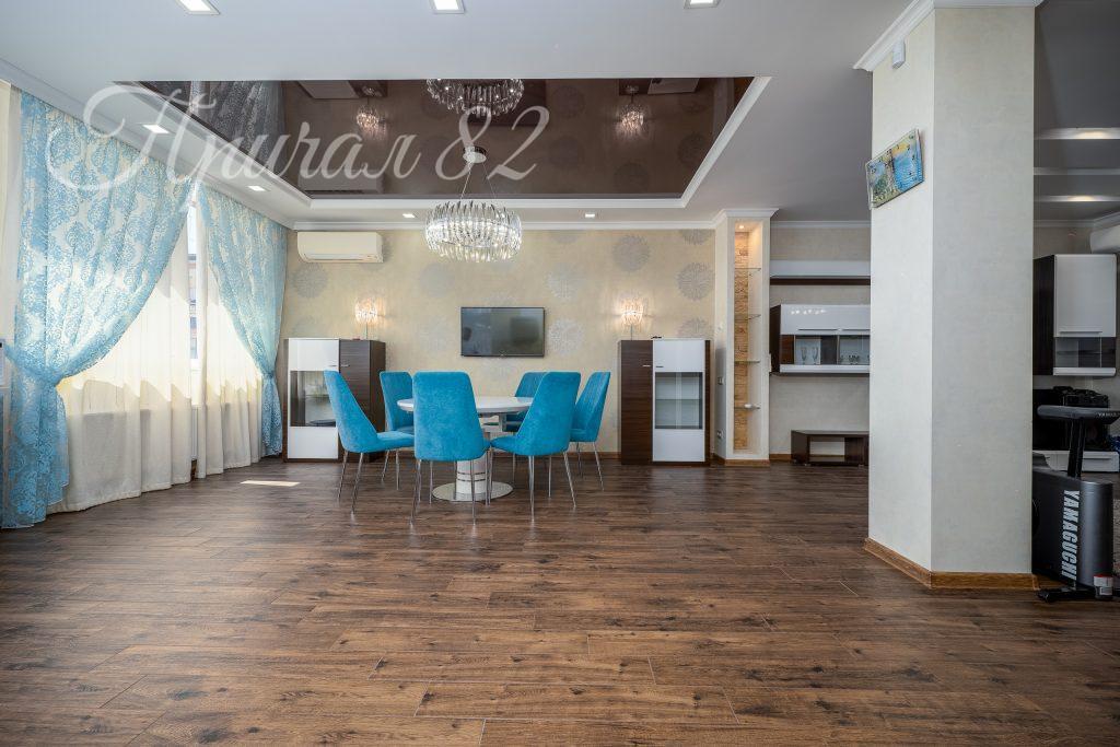 Республика Крым, Ялта, Поселковая ул., 10