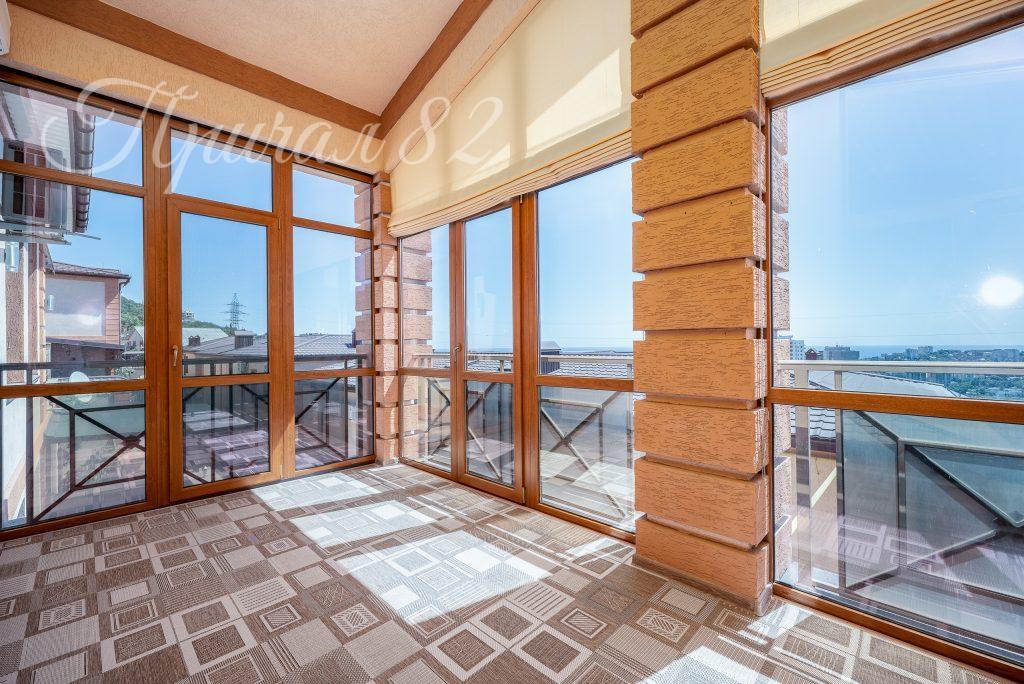 Республика Крым, Ялта, Поселковая ул., 10