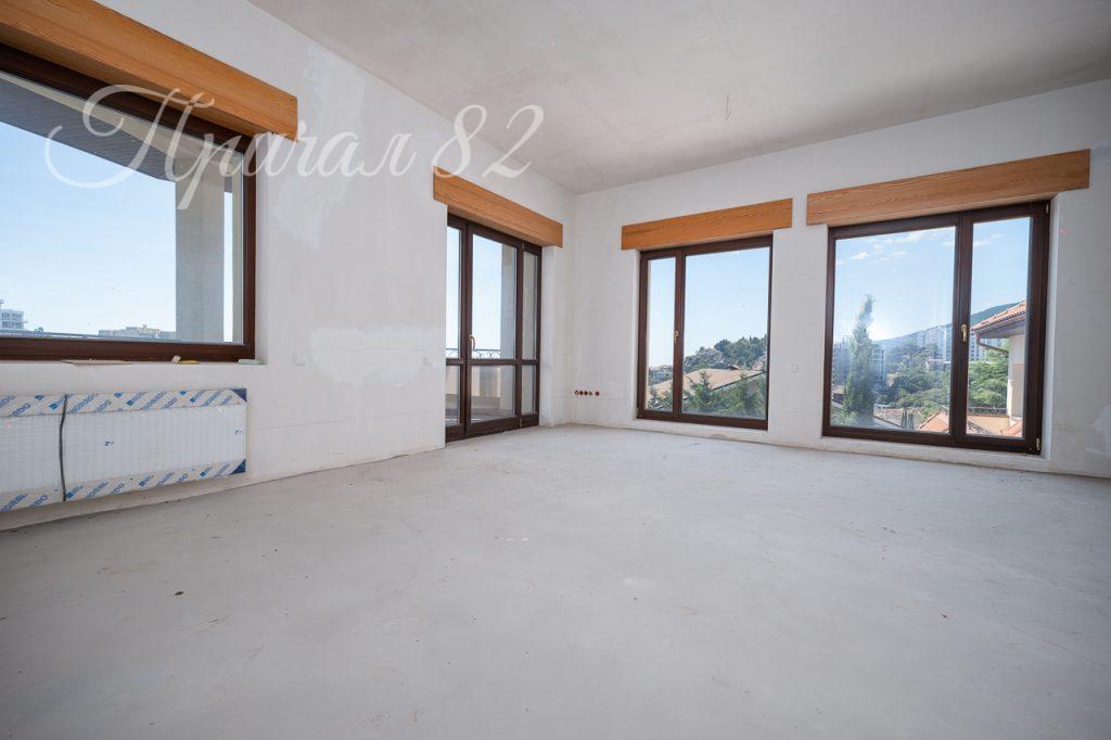 Ялта, пгт. Гурзуф, ул. Лазурная