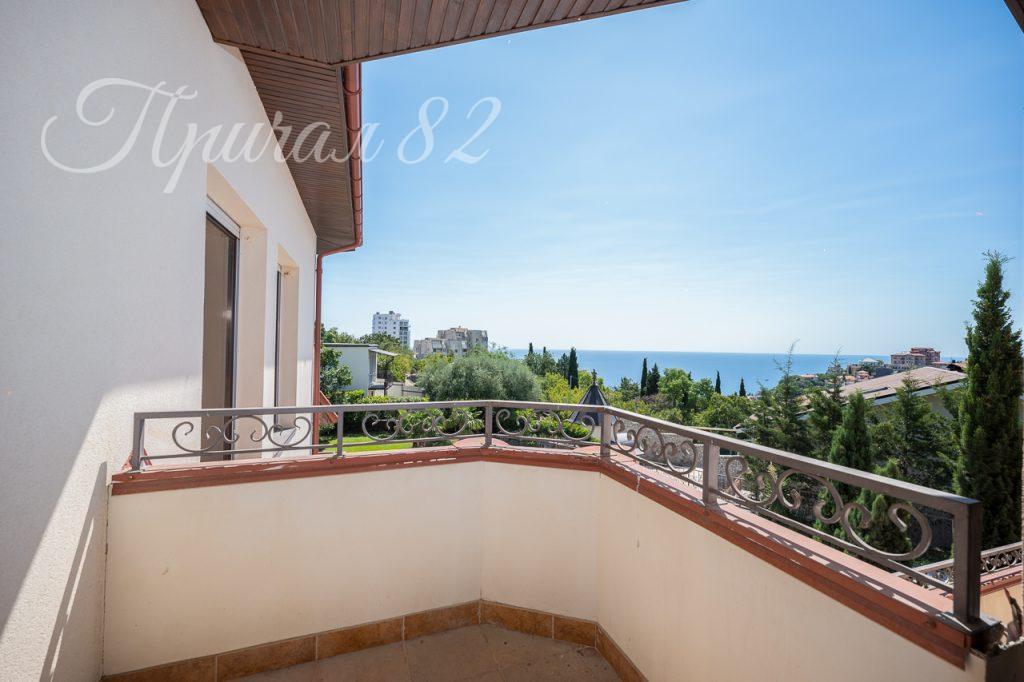 Ялта, пгт. Гурзуф, ул. Лазурная