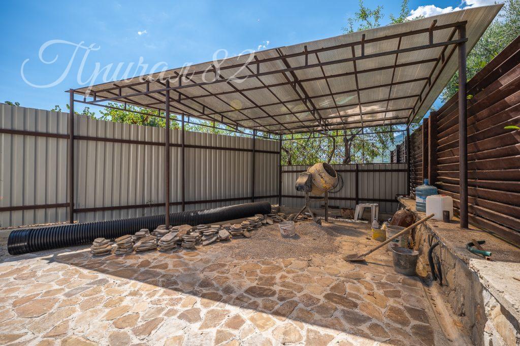 Ялта, пгт. Гурзуф, ул. Лазурная