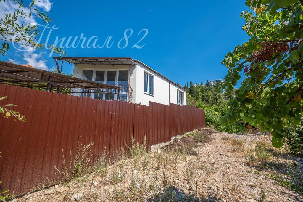 Ялта, пгт. Гурзуф, ул. Лазурная