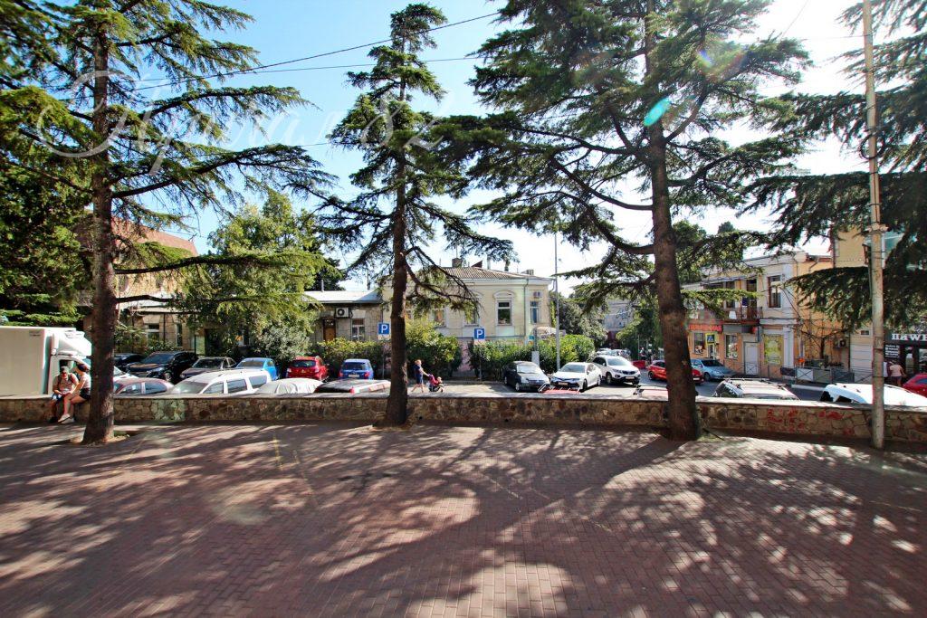 Ялта, ул. Свердлова 13