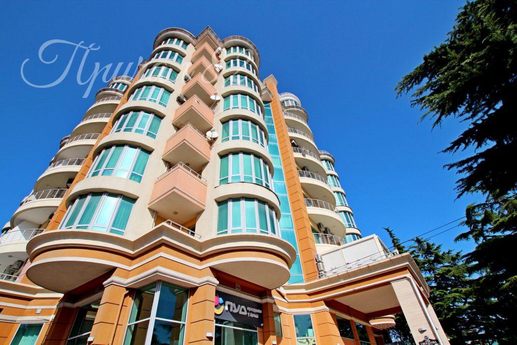 Ялта, ул. Свердлова 13