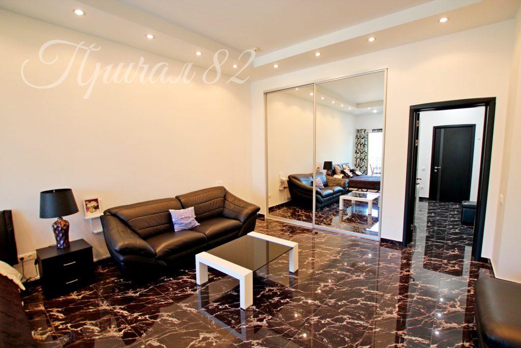 Ялта, ул. Свердлова 13