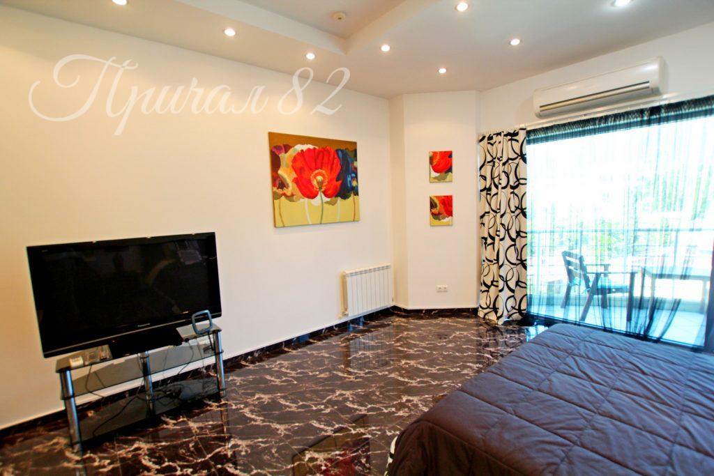 Ялта, ул. Свердлова 13