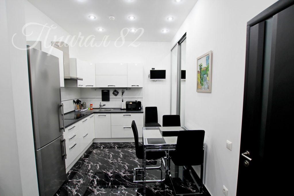 Ялта, ул. Свердлова 13