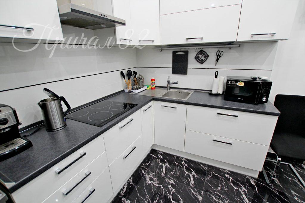 Ялта, ул. Свердлова 13