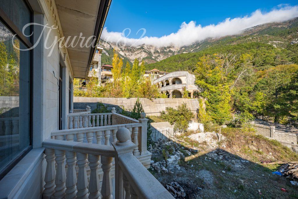 г. Ялта, ул. Яузы 16