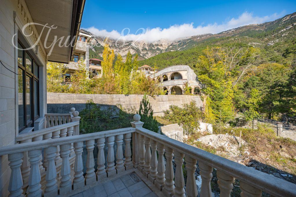 г. Ялта, ул. Яузы 16