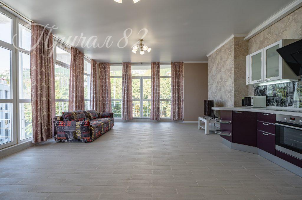 Ялта, Птг. Кореиз, Мисхорский спуск 1Б