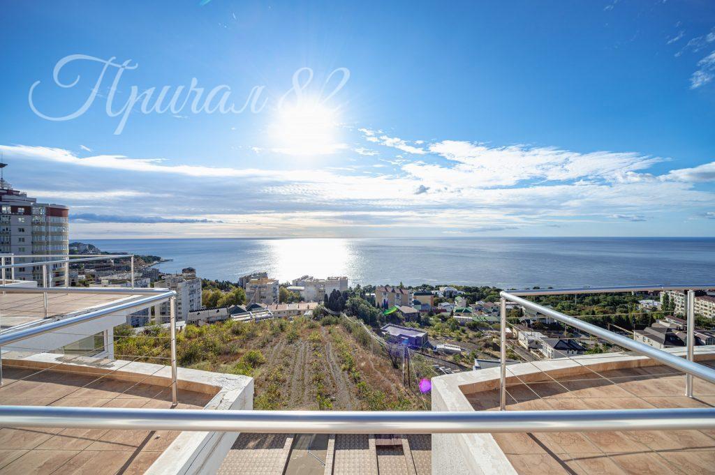 Ялта, пгт. Кореиз, Мисхорский спуск 1Б