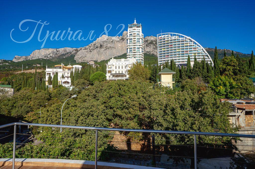 Ялта, пгт. Кореиз, Мисхорский спуск 1Б