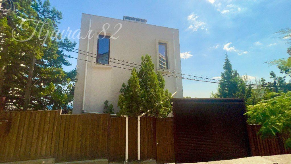 Ялта, пгт. Гаспра, ул. Маратовская