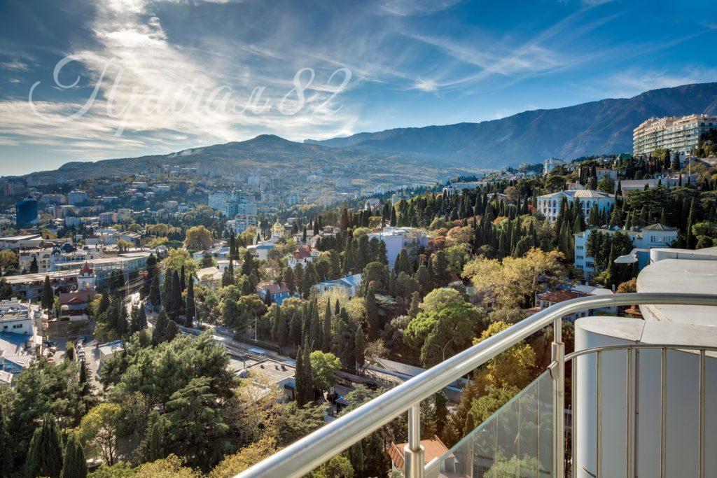 Ялта, ул. Карла Маркса, 18а