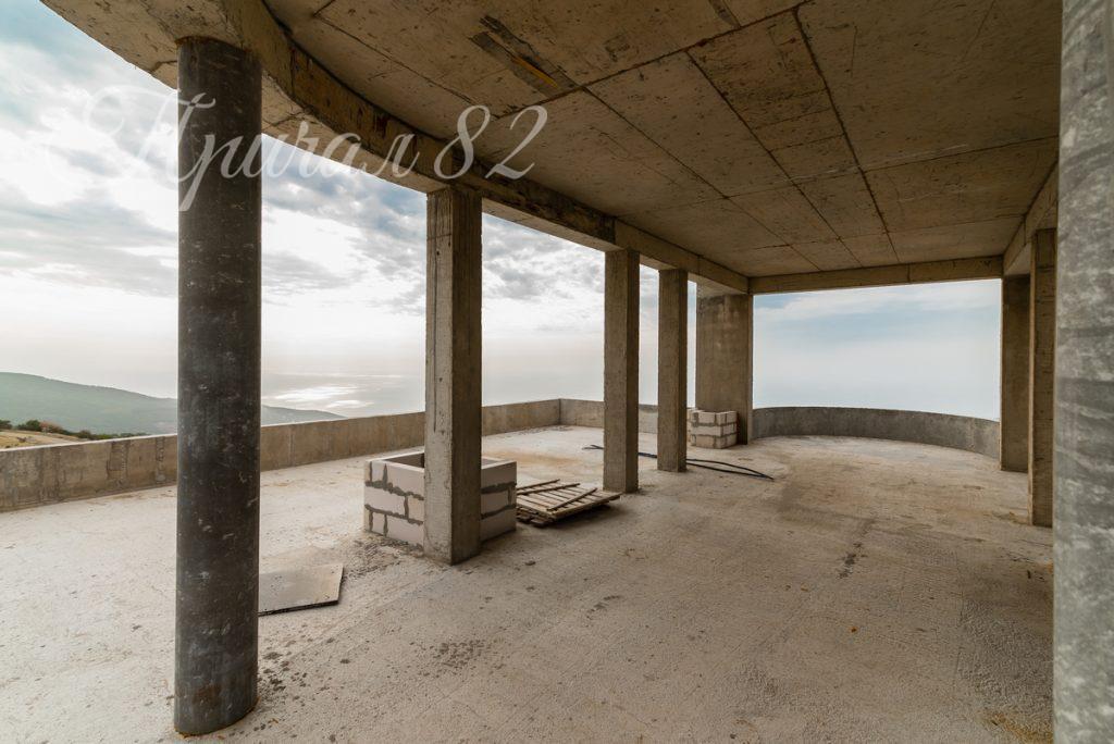 Алушта, Лучистое, мкрн Берекет, 24