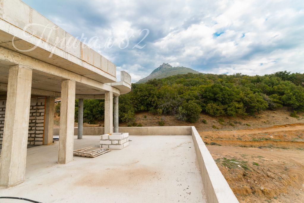 Алушта, Лучистое, мкрн Берекет, 24