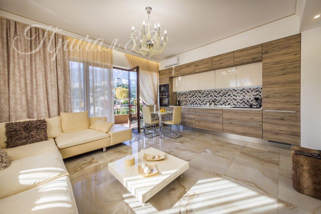 Ялта улица Ломоносова дом 25