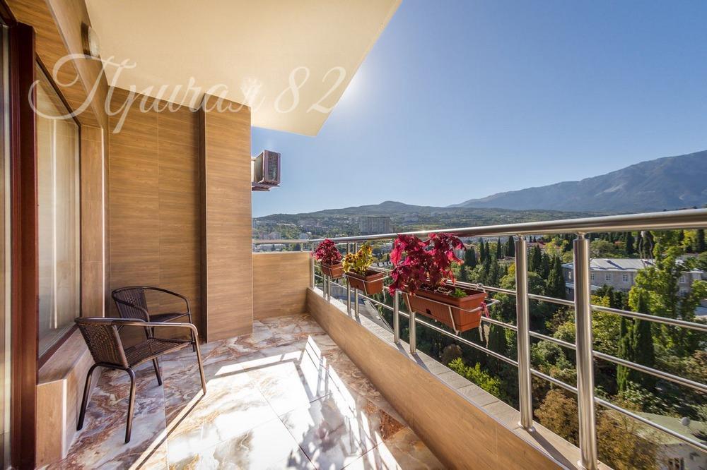 Ялта улица Ломоносова дом 25