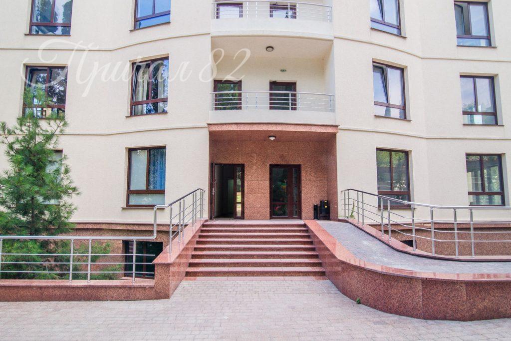 Ялта улица Ломоносова дом 25