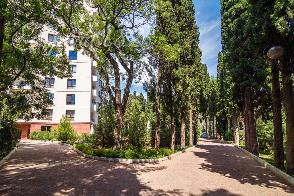 Ялта улица Ломоносова дом 25