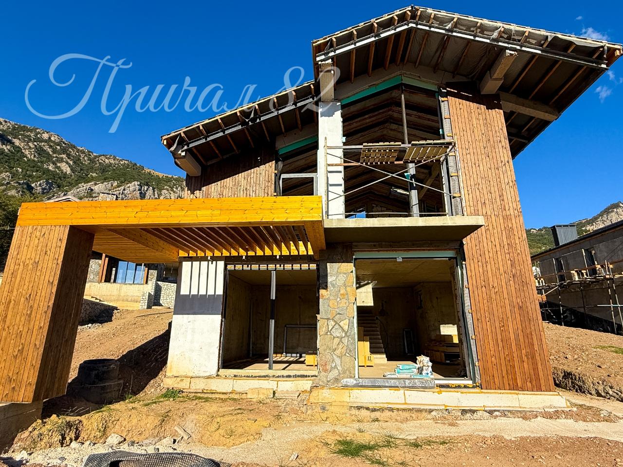 Алушта, Лучистое