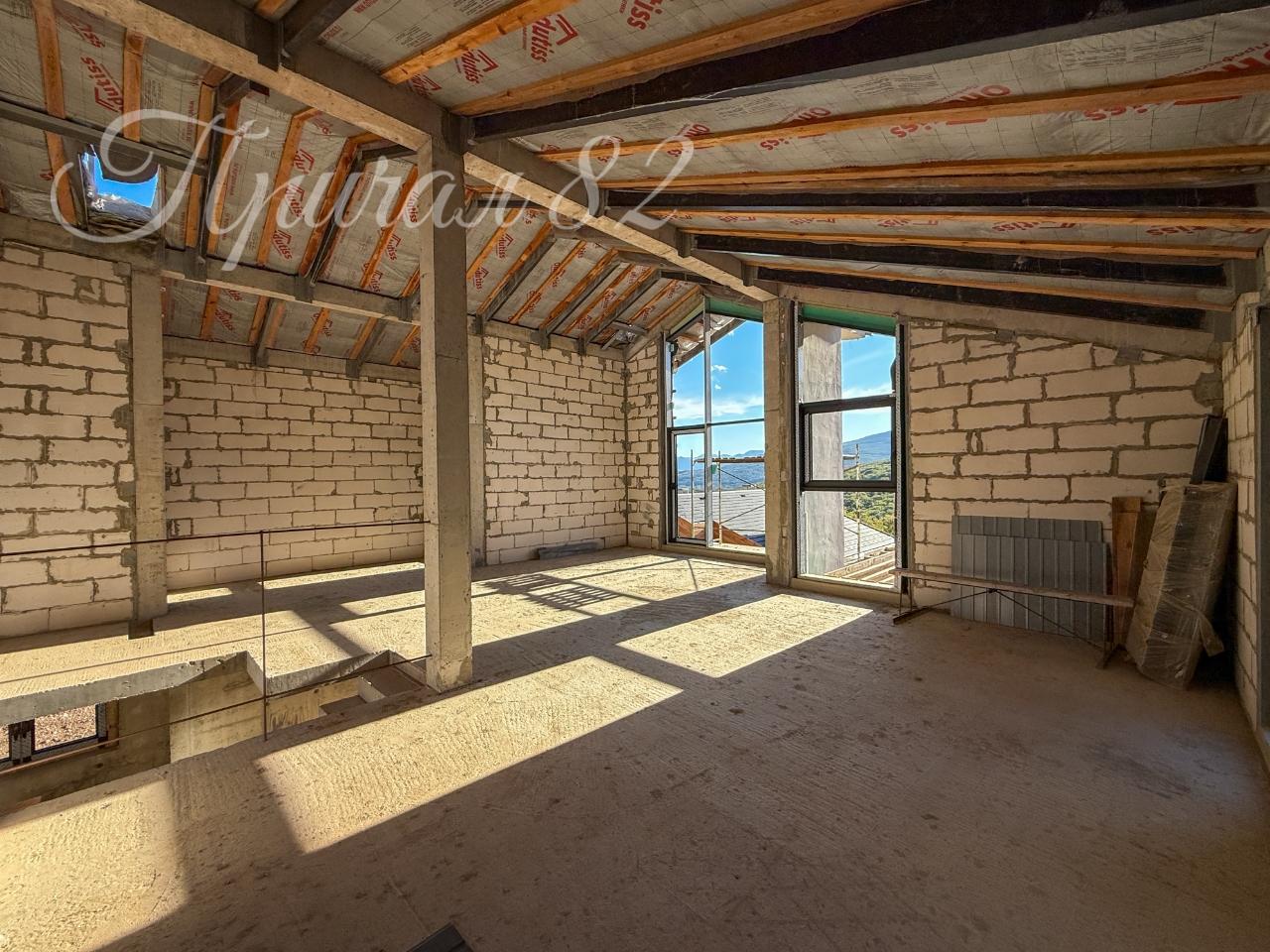 Алушта, Лучистое